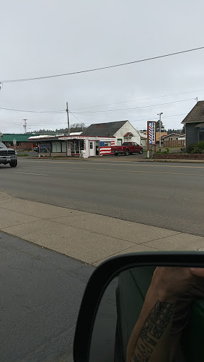 Barber Shop «Quick Cut», reviews and photos, 844 SW Coast Hwy, Newport, OR 97365, USA