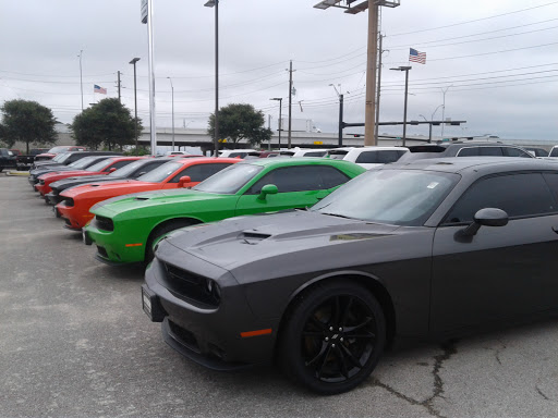 Car Dealer «San Marcos Chrysler Dodge Jeep Ram», reviews and photos, 2990 S Interstate Hwy 35, San Marcos, TX 78666, USA