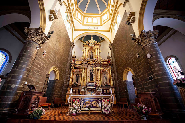 Loma de Quito - Iglesia