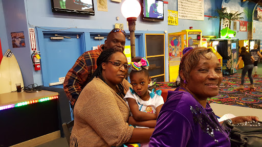 Roller Skating Rink «Paradise Skate Roller Rink», reviews and photos, 1201 W 10th St, Antioch, CA 94509, USA