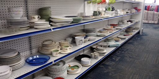 Thrift Store «Goodwill Colonial Heights Retail Store», reviews and photos