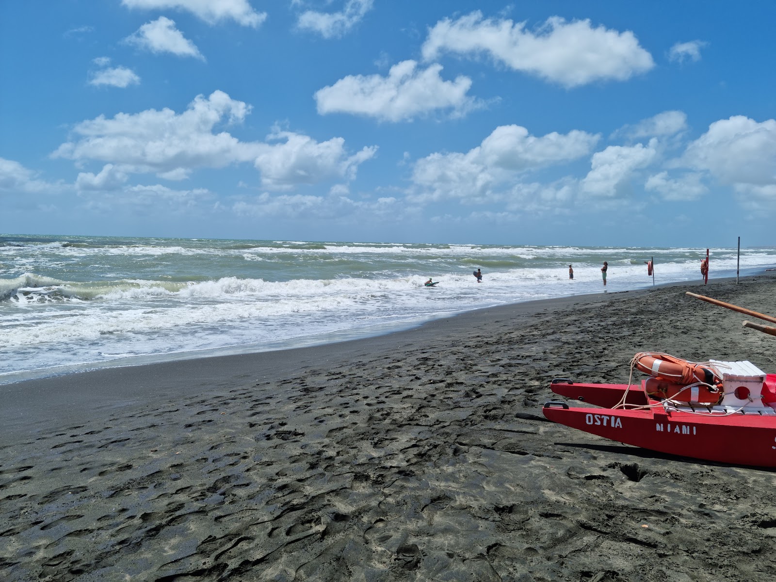 Valokuva La spiaggia di Bettinaista. ja asutus