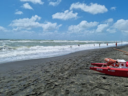 Amanusa Beach'in fotoğrafı - rahatlamayı sevenler arasında popüler bir yer