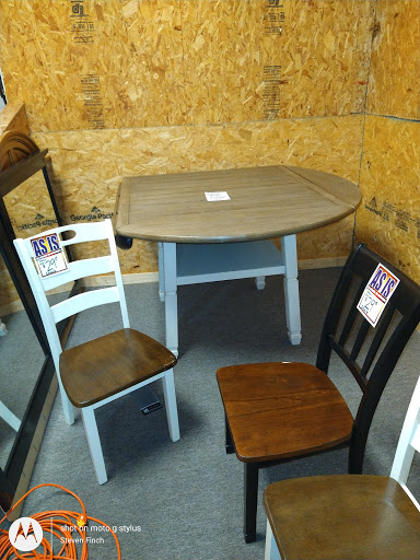 Furniture Store «Living Room Center», reviews and photos, 4320 W Stoutes Creek Rd, Bloomington, IN 47404, USA