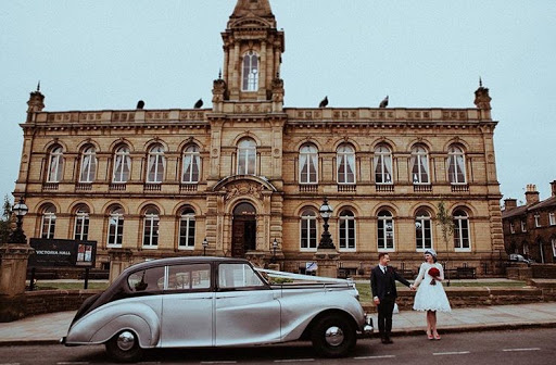 Weddings in farmhouses in Leeds