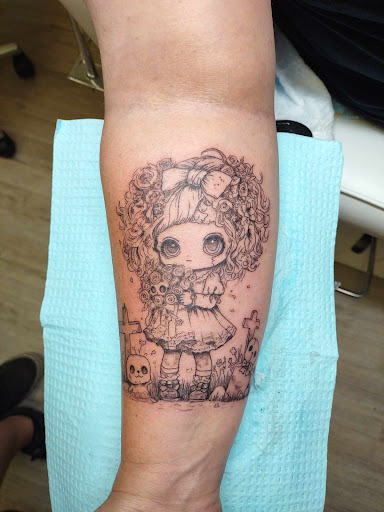 Explore charlie brown tattoo ideas, creative tattoo ideas in Marion, available at Kreaturs kave Tattoo studio