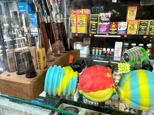 Tobacco Shop «Smokers Heaven KC», reviews and photos, 10145 Wornall Rd, Kansas City, MO 64114, USA