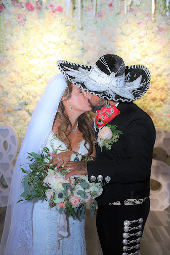 Marriage celebrant Santa Clarita