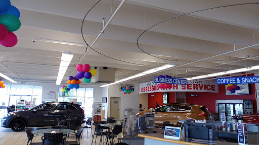 Car Dealer «World Car Kia South», reviews and photos, 7915 Interstate 35 Access Rd, San Antonio, TX 78224, USA