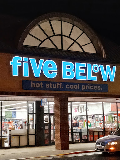 Variety Store «Five Below», reviews and photos, 935 Riverdale St, West Springfield, MA 01089, USA