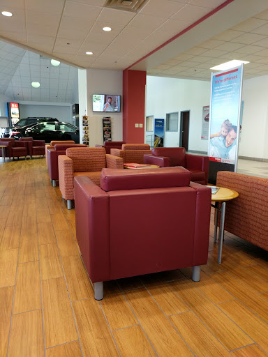 Used Car Dealer «CarMax», reviews and photos, 8200 120th Ave, Kenosha, WI 53142, USA