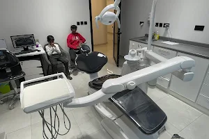 Best care dental clinics image