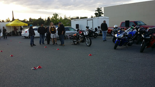 Motorcycle Parts Store «Cycle Gear», reviews and photos, 4455 N Blackstone Ave, Fresno, CA 93726, USA