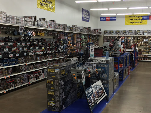 Hardware Store «Harbor Freight Tools», reviews and photos, 2334 Rose St, La Crosse, WI 54603, USA