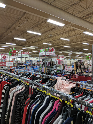Clothing Store «Burlington Coat Factory», reviews and photos, 500 E Aurora Rd, Macedonia, OH 44056, USA