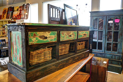 Consignment Shop «Home Consignment Center - Marin/Corte Madera», reviews and photos, 801 Tamalpais Dr, Corte Madera, CA 94925, USA