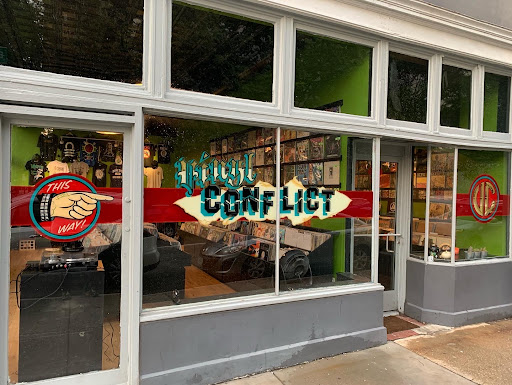 Vinyl Conflict Record Store, 324 S Pine St, Richmond, VA 23220, USA, 