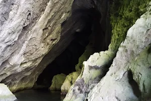 Peștera Ponicova image