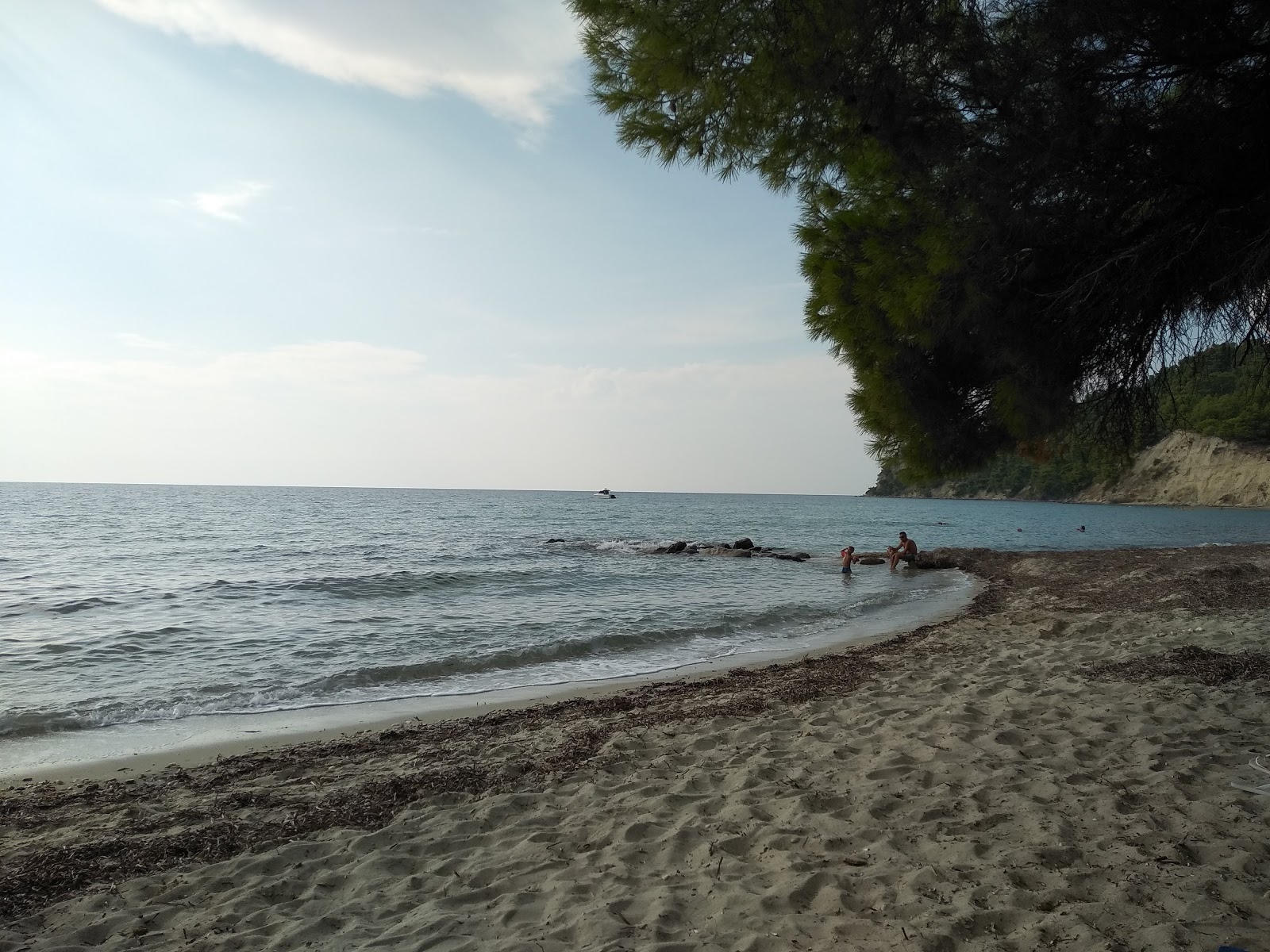 Fotografie cu Elani beach și peisajul său frumos