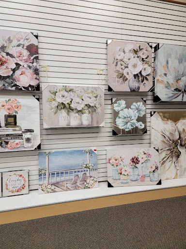 Clothing Store «Burlington Coat Factory», reviews and photos, 4801 McKnight Rd #42, Pittsburgh, PA 15237, USA