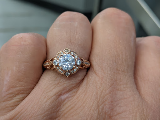 Jeweler «Touch of Silver Gold & Old», reviews and photos, 87 E Main St, Nashville, IN 47448, USA