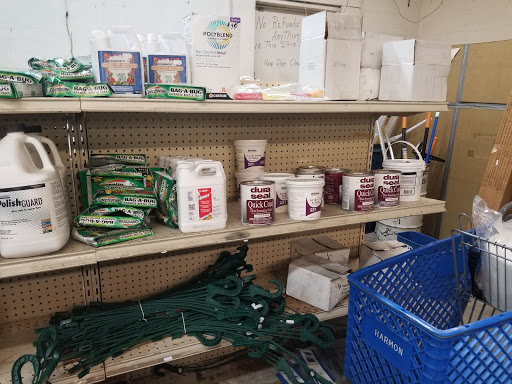 Discount Store «Salvage Discount Store», reviews and photos, 4307 Kernersville Rd, Kernersville, NC 27284, USA