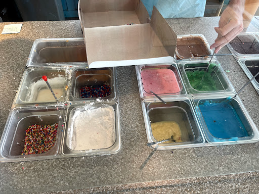 Donut Shop «Top That! Donuts», reviews and photos, 210 Ocean Ave, Point Pleasant Beach, NJ 08742, USA