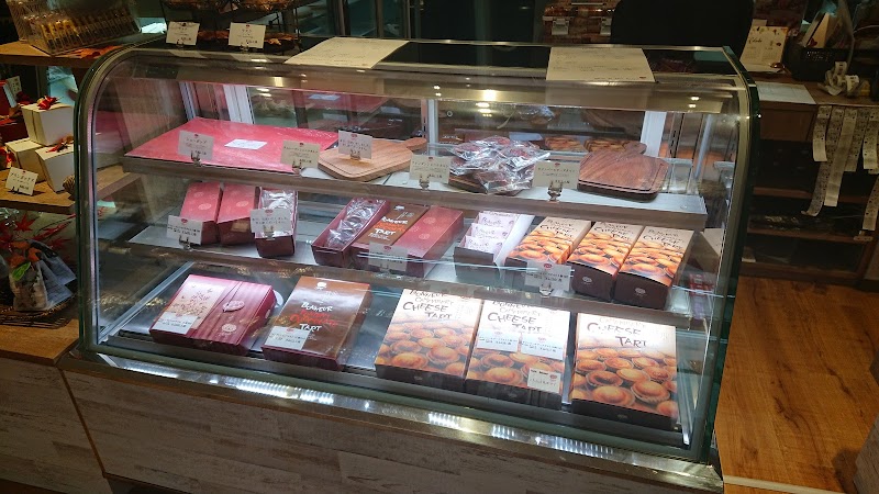 メゾンドタルト ボヌール 天文館店 鹿児島県鹿児島市中町 ケーキ屋 グルコミ