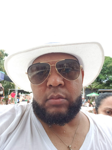 Barber Shop «Luis Barber Shop», reviews and photos, 266 Jamaica Ave, Brooklyn, NY 11207, USA