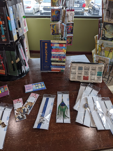 Book Store «FoxTale Book Shoppe», reviews and photos, 105 E Main St, Woodstock, GA 30188, USA