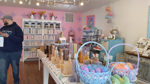 Cosmetics Store «Ladyburg Bath and Body Apothecary», reviews and photos, 726 Caroline St, Fredericksburg, VA 22401, USA