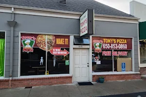 Tony’s Pizza image