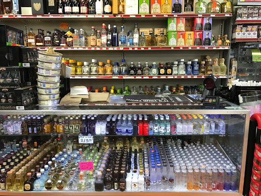 Liquor Store «Stonefield Liquor & Disc Tobacco», reviews and photos, 4801 Wilson Rd, Humble, TX 77396, USA