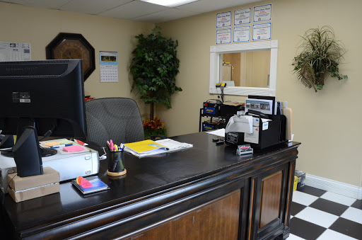 Car Repair and Maintenance «Dover Auto Body», reviews and photos, 108 Knott Rd, Dover, TN 37058, USA