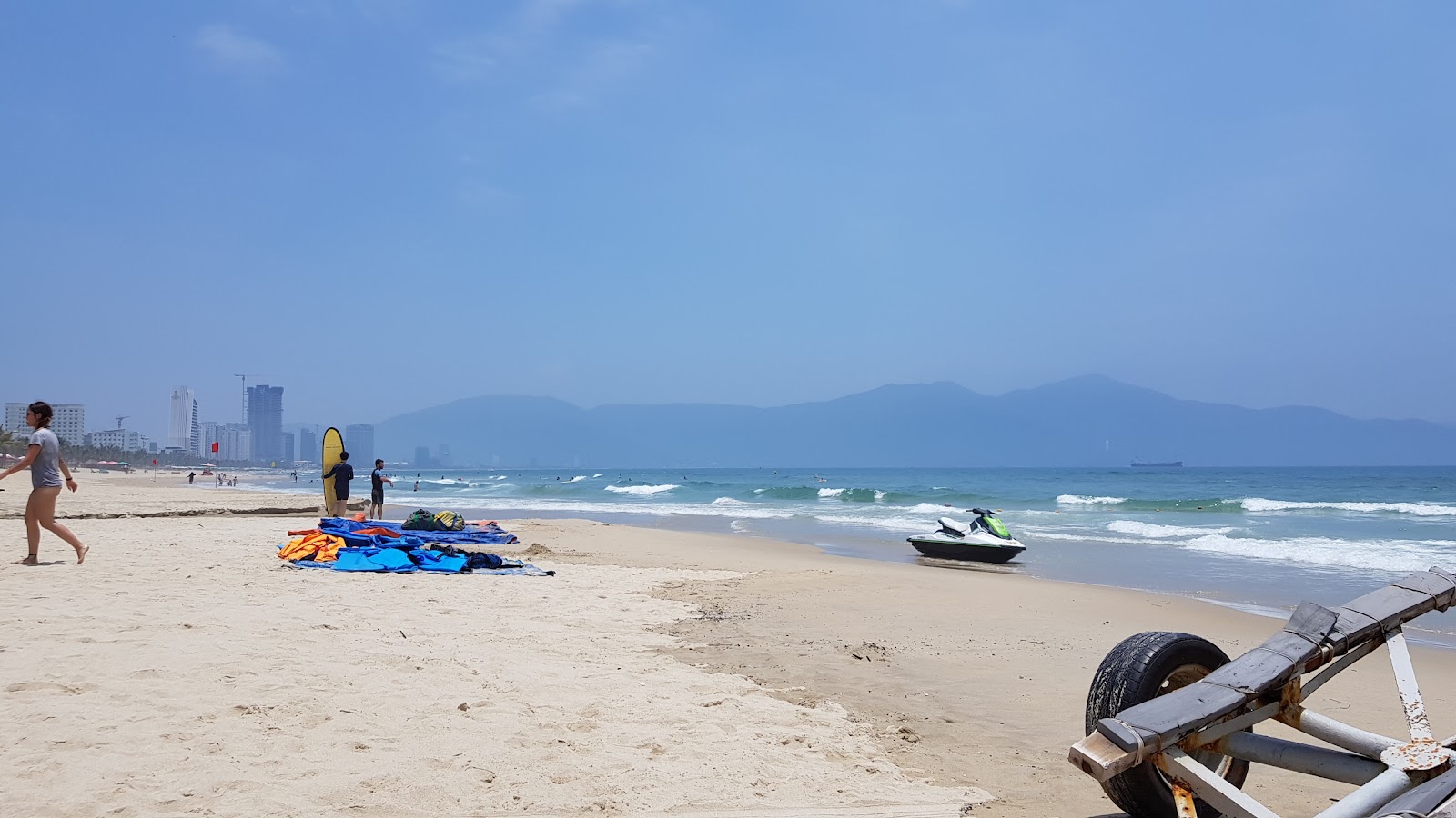 Foto de My Khe Beach com muito limpo nível de limpeza