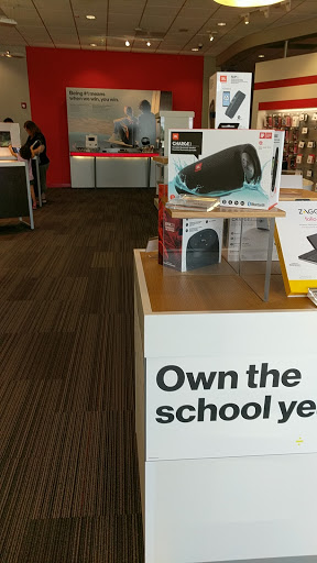 Cell Phone Store «Verizon», reviews and photos, 7000 Hadley Rd, South Plainfield, NJ 07080, USA