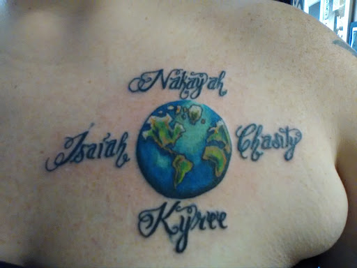 Tattoo Shop «Eastside Tattoo», reviews and photos, 108 E Tydeman Ave, Roxana, IL 62084, USA