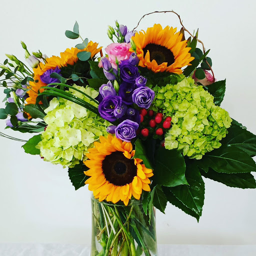 Florist «Walden Floral Design Co Inc», reviews and photos, 1701 Ogden Ave, Downers Grove, IL 60515, USA