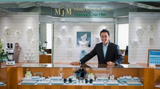 Modern Jewelers image