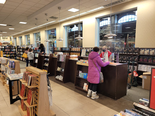 Book Store «Barnes & Noble», reviews and photos, 6501 Grape Rd #1200, Mishawaka, IN 46545, USA