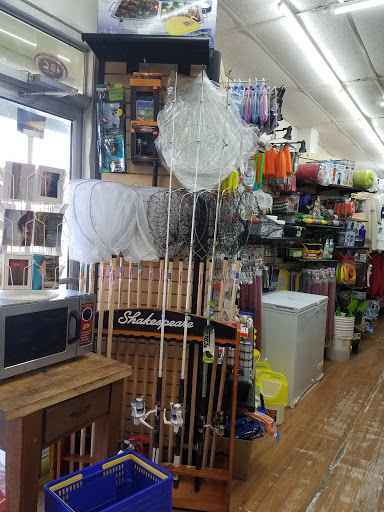 Supermarket «Sea Isle Supermarket», reviews and photos, 22220 Termini-San Luis Pass Rd, Galveston, TX 77554, USA