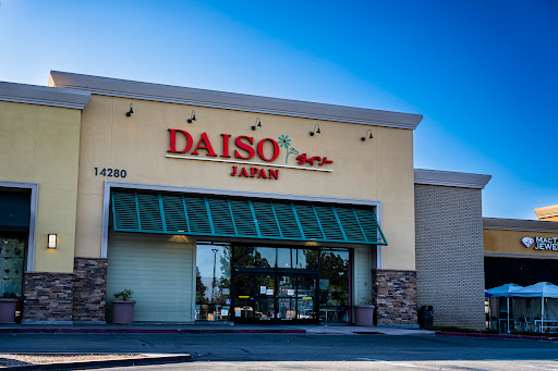 Daiso Japan, 14280 Culver Dr, Irvine, CA 92604, USA, 
