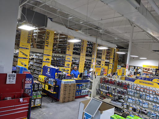 Auto Parts Store «NAPA Auto Parts - Genuine Parts Company», reviews and photos, 8241 E Evans Rd, Scottsdale, AZ 85260, USA