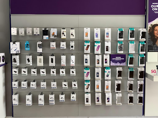 Cell Phone Store «MetroPCS Authorized Dealer», reviews and photos, 12915 Walsingham Rd, Largo, FL 33774, USA