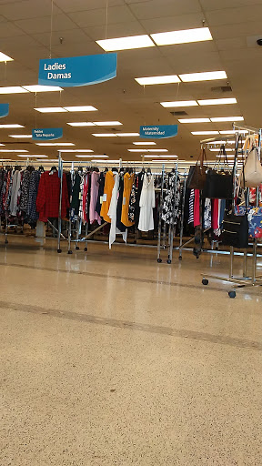 Clothing Store «Ross Dress for Less», reviews and photos, 5635 Woodruff Ave, Lakewood, CA 90713, USA