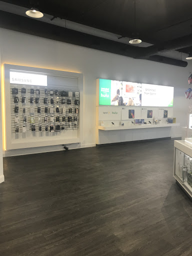 Cell Phone Store «Sprint Store», reviews and photos, 218 Park Dr, Weirton, WV 26062, USA
