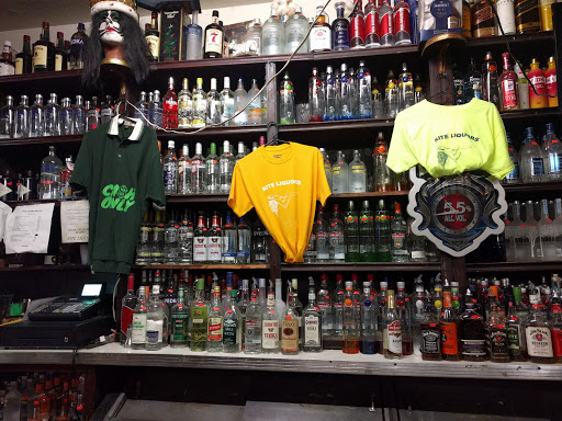 Liquor Store «Rite Liquors», reviews and photos, 1649 W Division St, Chicago, IL 60622, USA