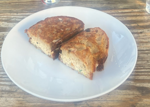 Tuna melt 