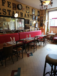 Atmosphère du Restaurant Café Comptoir à Montbrison - n°9