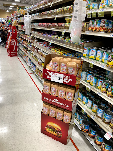 Supermarket «Giant Eagle Supermarket», reviews and photos, 21593 Lorain Rd, Fairview Park, OH 44126, USA